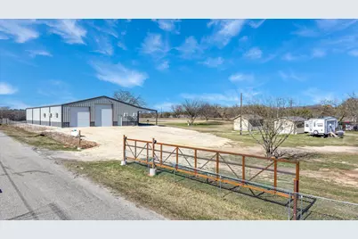 7703 Prairie Creek Lane, Tolar, TX 76476 - Photo 6