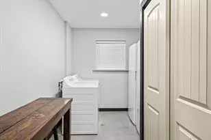 7703 Prairie Creek Ln, Tolar, TX 76476 - Photo 18