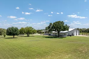 7703 Prairie Creek Ln, Tolar, TX 76476 - Photo 12