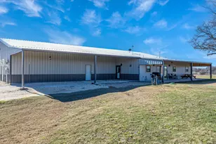 7703 Prairie Creek Ln, Tolar, TX 76476 - Photo 10