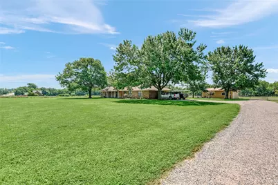 27160 State Highway 56, Whitesboro, TX 76273 - Photo 2