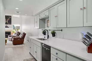 322 W Harwood Rd, Hurst, TX 76054 - Photo 10