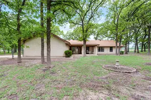 460 J E Woody Rd, Springtown, TX 76082 - Photo 14