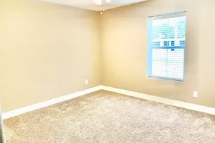 430 W Coffin St, Denison, TX 75020 - Photo 8