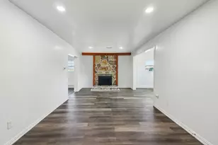 4765 Cecilia Ave, Midlothian, TX 76065 - Photo 4