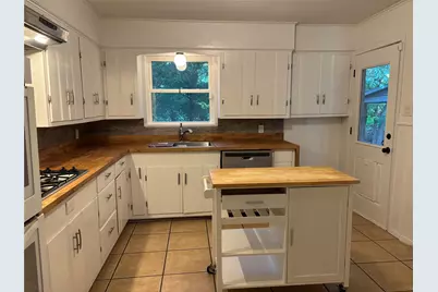 1402 W Water Street, Weatherford, TX 76086 - Photo 12