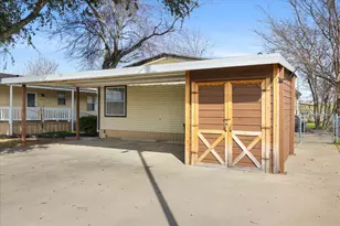 212 Brazos Harbor Dr, Granbury, TX 76048 - Photo 22