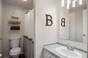 212 Brazos Harbor Dr, Granbury, TX 76048 - Photo 8