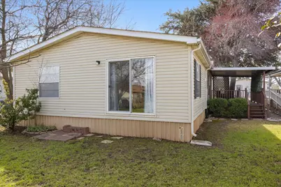 212 Brazos Harbor Drive, Granbury, TX 76048 - Photo 28