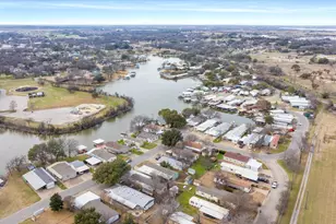 212 Brazos Harbor Dr, Granbury, TX 76048 - Photo 20