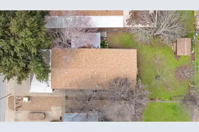 212 Brazos Harbor Drive, Granbury, TX 76048 - Photo 16