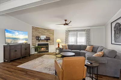 212 Brazos Harbor Drive, Granbury, TX 76048 - Photo 30