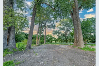 2431 E Lake Drive, Weatherford, TX 76087 - Photo 4