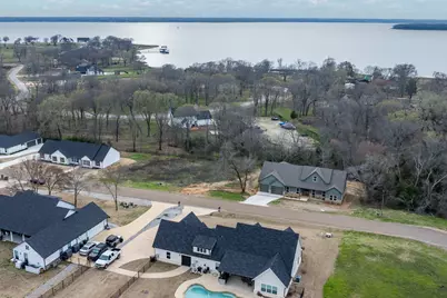 202 Splitrail Drive, Mabank, TX 75143 - Photo 8