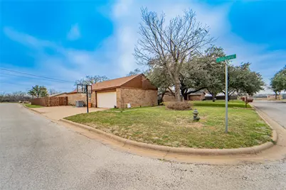 2601 Sha Lane, Breckenridge, TX 76424 - Photo 6