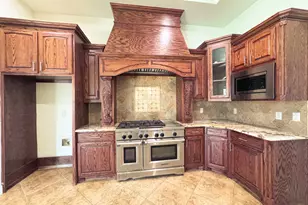 1302 Woodridge Cir, Euless, TX 76040 - Photo 14