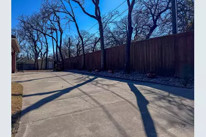 1302 Woodridge Circle, Euless, TX 76040 - Photo 34