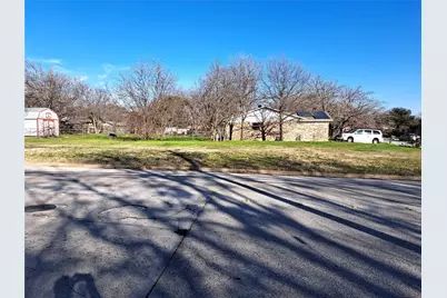 7801 Conn Drive, North Richland Hills, TX 76180 - Photo 4