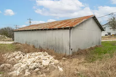 108 N Hill, Meridian, TX 76665 - Photo 12