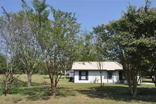 964 Farm Road 900 N, Saltillo, TX 75478 - Photo 24