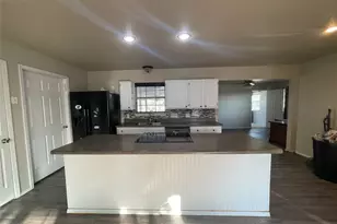 312 N Richardson St, Grand Saline, TX 75140 - Photo 6