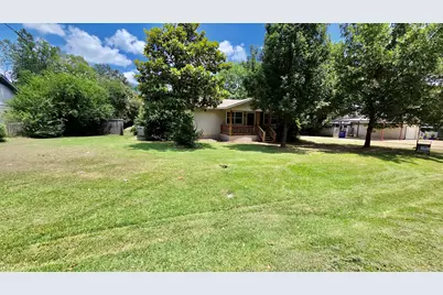 312 N Richardson Street, Grand Saline, TX 75140 - Photo 2