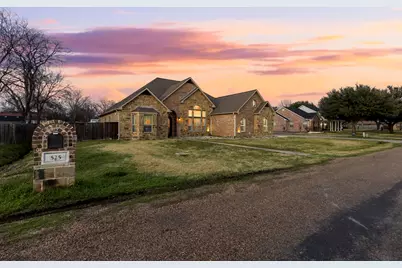 525 Autry Way, Mabank, TX 75147 - Photo 2