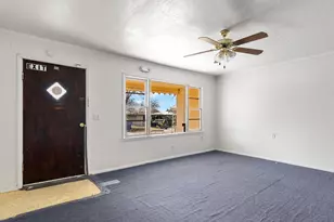 1403 Hovey St, Bridgeport, TX 76426 - Photo 6