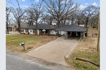 2608 Royal Lane, Granbury, TX 76049 - Photo 1