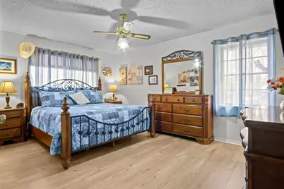 2608 Royal Lane, Granbury, TX 76049 - Photo 14