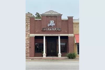 204 Clay Street, Nocona, TX 76255 - Photo 1