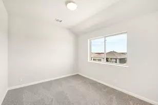 8200 Leopard Pass, Godley, TX 76044 - Photo 32