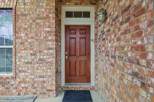 1621 Bluebird Dr, Little Elm, TX 75068 - Photo 4