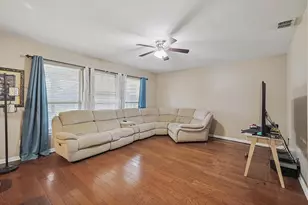 1621 Bluebird Dr, Little Elm, TX 75068 - Photo 10