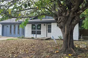 1541 Cloverdale Dr, Fort Worth, TX 76134 - Photo 12