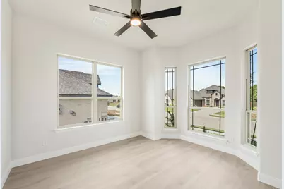 210 Shawnee Trail, Alvarado, TX 76009 - Photo 6