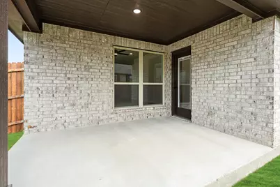 210 Shawnee Trail, Alvarado, TX 76009 - Photo 32