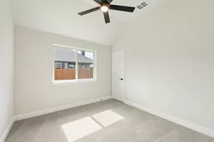 210 Shawnee Trail, Alvarado, TX 76009 - Photo 26