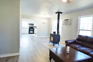 142 County Road 1591 Rd, Alvord, TX 76225 - Photo 6