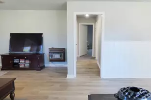 142 County Road 1591 Rd, Alvord, TX 76225 - Photo 10