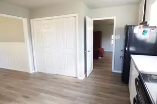 142 County Road 1591 Rd, Alvord, TX 76225 - Photo 12