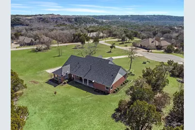 6004 Selkirk Court, Cleburne, TX 76033 - Photo 4