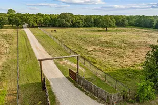 3113 Rock Creek Rd, Mineral Wells, TX 76067 - Photo 10