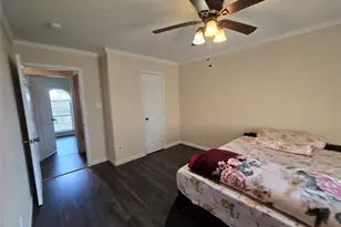 1121 Sam Houston Dr, Garland, TX 75042 - Photo 34