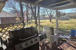 1121 Sam Houston Dr, Garland, TX 75042 - Photo 40