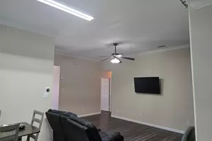 1121 Sam Houston Dr, Garland, TX 75042 - Photo 6