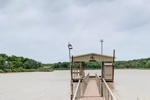 133 Sunset Bay Pointe Ct, Chico, TX 76431 - Photo 28