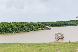 133 Sunset Bay Pointe Ct, Chico, TX 76431 - Photo 4