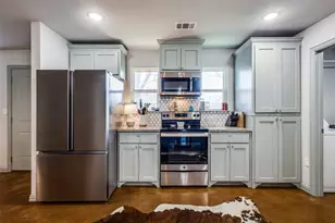 409 W Johnson St, Denison, TX 75020 - Photo 12