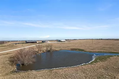 17300 County Road 4110, Frost, TX 76641 - Photo 34